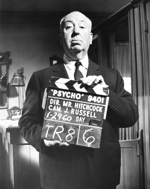  #OnThisDay in 1899, the Master of Suspense Alfred Hitchcock was born... here's a small trivia thread on him-Drop your favourite Hitchcockian thrillers in the comments @mohanstatsman @RishitShukla  @samyak_07  @thefallingsweep  @rahulstarrcb @joybhattacharj  @IWTKQuiz  @Paramomycin