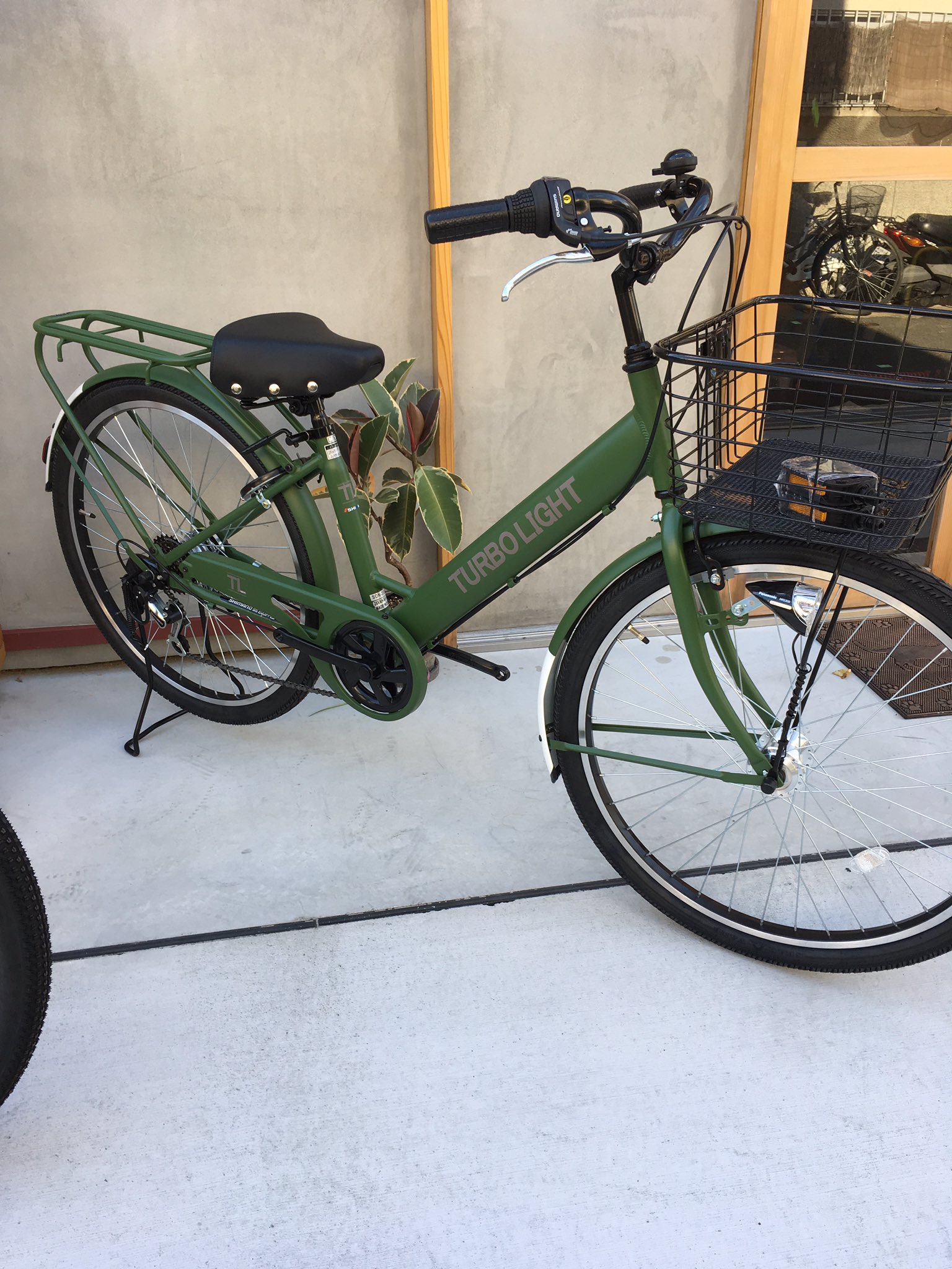 新古車 塩野自転車 26インチ ブラウン