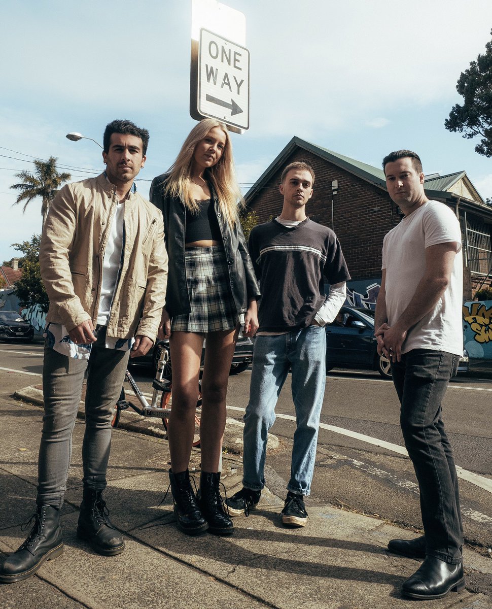 ‘You Don't Say!’ is about struggling with body image. It’s happy-sad tho, bc the song is ultimately about fighting back against all that self-critiquey BS. Stream itttttt now ❤️ open.spotify.com/track/1w3MtPF9…