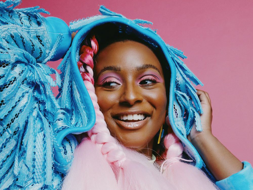 Bizcommunity's tweet photo. . @Biz_Lounge newsletter now out ft @TheSAMAs #ForThaKultcha #SAMA26 @cuppymusic @EncountersDoc @NetflixSA @ShowmaxOnline @PicknPay @Shimza01 @rikyrickworld @ejvonlyrik @CottonFestJHB @SA_Shares @texxtalks @passengermusic! https://t.co/YBYnmwottI https://t.co/1ukfKF9ED8