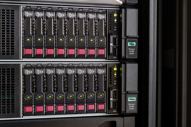 amcniven's tweet photo. 'Microsoft AMD Pilot Program helps customers save on OS licensing for HPE Servers' https://t.co/6I9ZRQBLxD https://t.co/YXX9kmjdz7