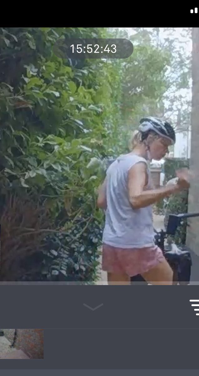 sarajcox's tweet photo. All very well these smart doorbells but they also catch you leaving for work &amp; angrily putting the finger up at your hubby (thru a closed door lol) after a squabble. https://t.co/3ZtveYzxpX