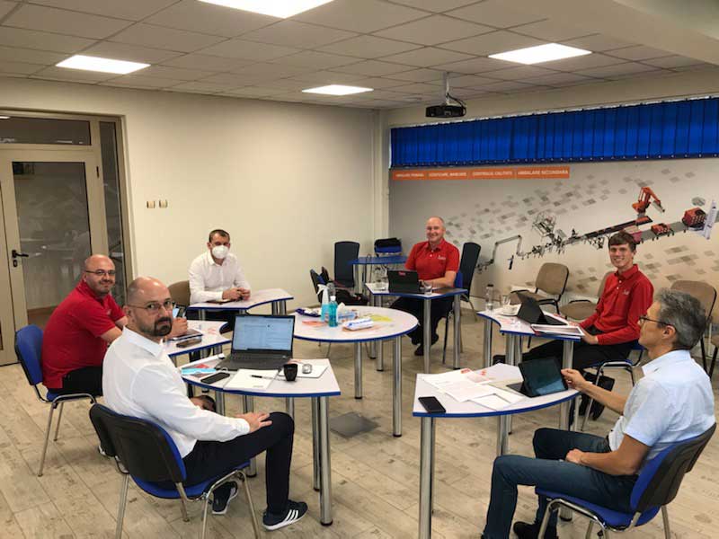 A circle of chairs with distance. Yesterday we were guests at our #partner MACH in #romania. Thank you for the productive meeting 💻 with you, Cristian Chiorescu, Dan Vacaret, Iulian Hirmiuc and Dragos Chele 👍
#ergonomic #stayhealthy #togetherisbetter