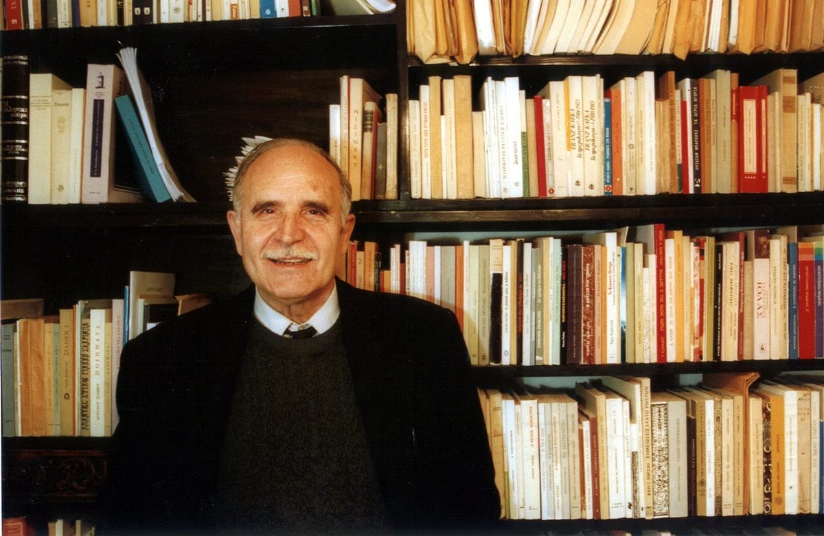 GreeceinUK's tweet photo. Dinos #Christianopoulos, one of #Greece's most prominent contemporary poets, passed away at the age of 89. Christianopoulos was an emblematic voice of his generation and of his home city Thessaloniki, whose cultural scene he helped shape as a poet. https://t.co/hk9spdUrgB