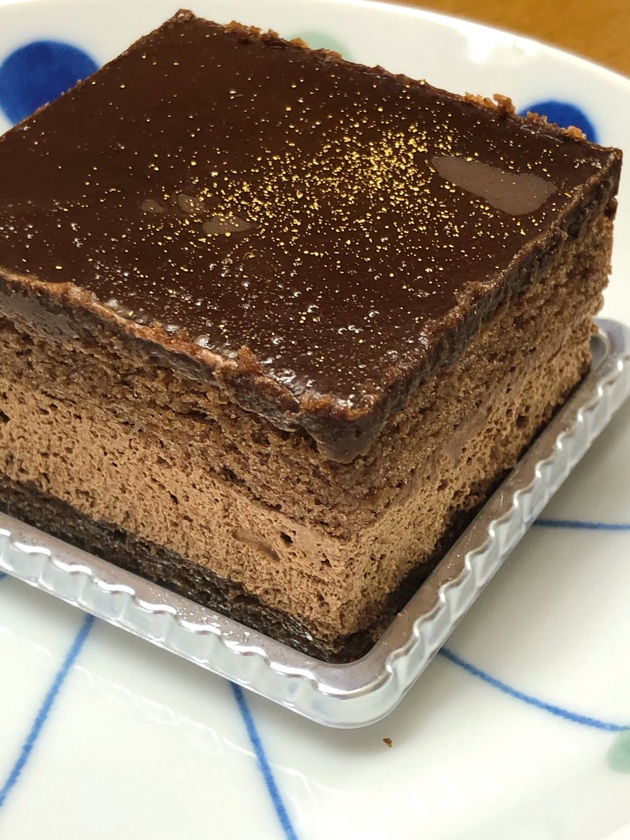 M On Twitter ラ ヴィエルジュ ケーキ屋さん 大人のチョコレートケーキ シュークリーム 100円は安い プリン 美味しくいただきました 岡山県倉敷市福田町古新田1152 1