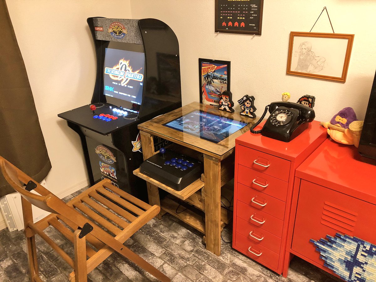 Sasuke 注文していた自作テーブル筐体用のガラス天板が届いた これでやっとテーブルとしても使えるので満足かな レトロゲームが似合うね