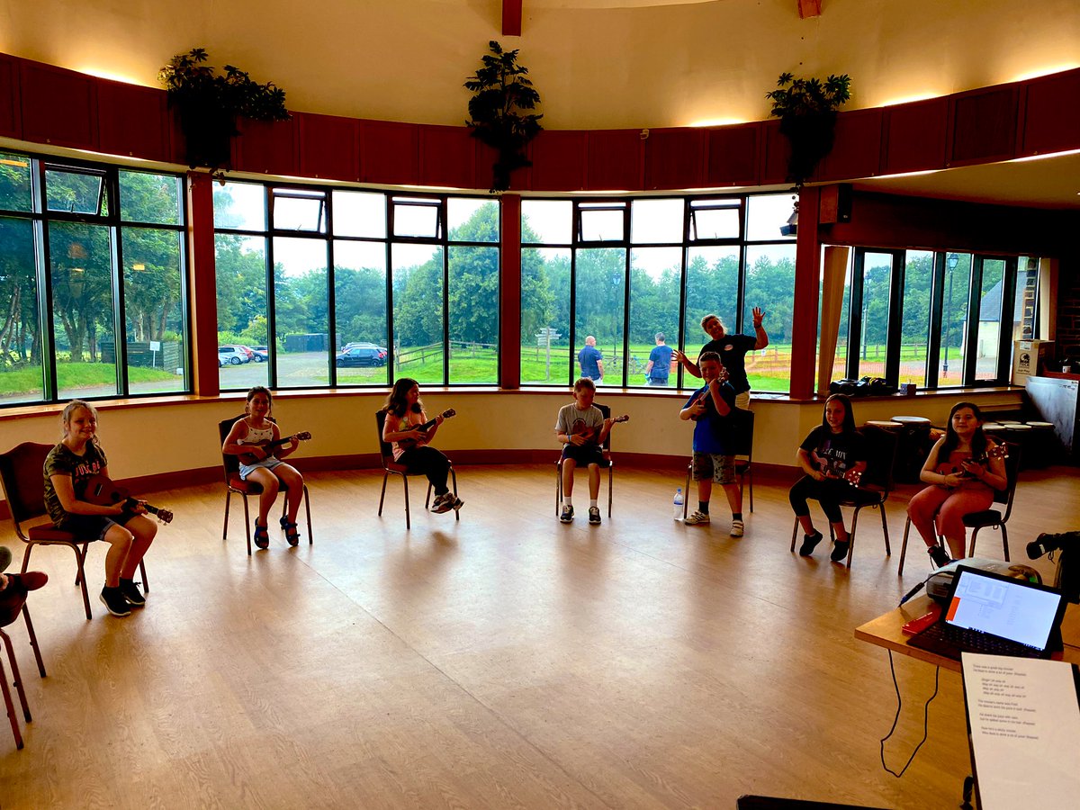 Summer Creative Hub in full swing today with #drama #singing and #ukulele @youth4u1 @CaerphillyMu <a href="/CCBCarts/">Caerphilly Arts Development</a> <a href="/CaerphillyCBC/">CaerphillyCBC</a> #creativity #hub #summerholidays