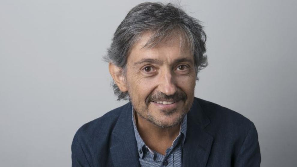 genisroca's tweet photo. Avui fa 55 anys que va nèixer en Carles Capdevila https://t.co/hscqS3qMnf