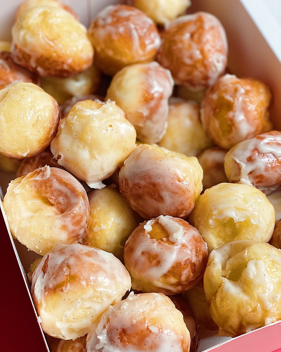 Vicky's Donuts tweet media