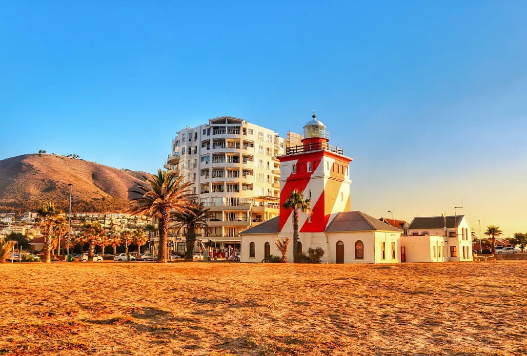 CapeTownEtc's tweet photo. Take in the sunshine before the rain rolls in this weekend! 📸@robynwhiskey https://t.co/cmfg4H1MIM