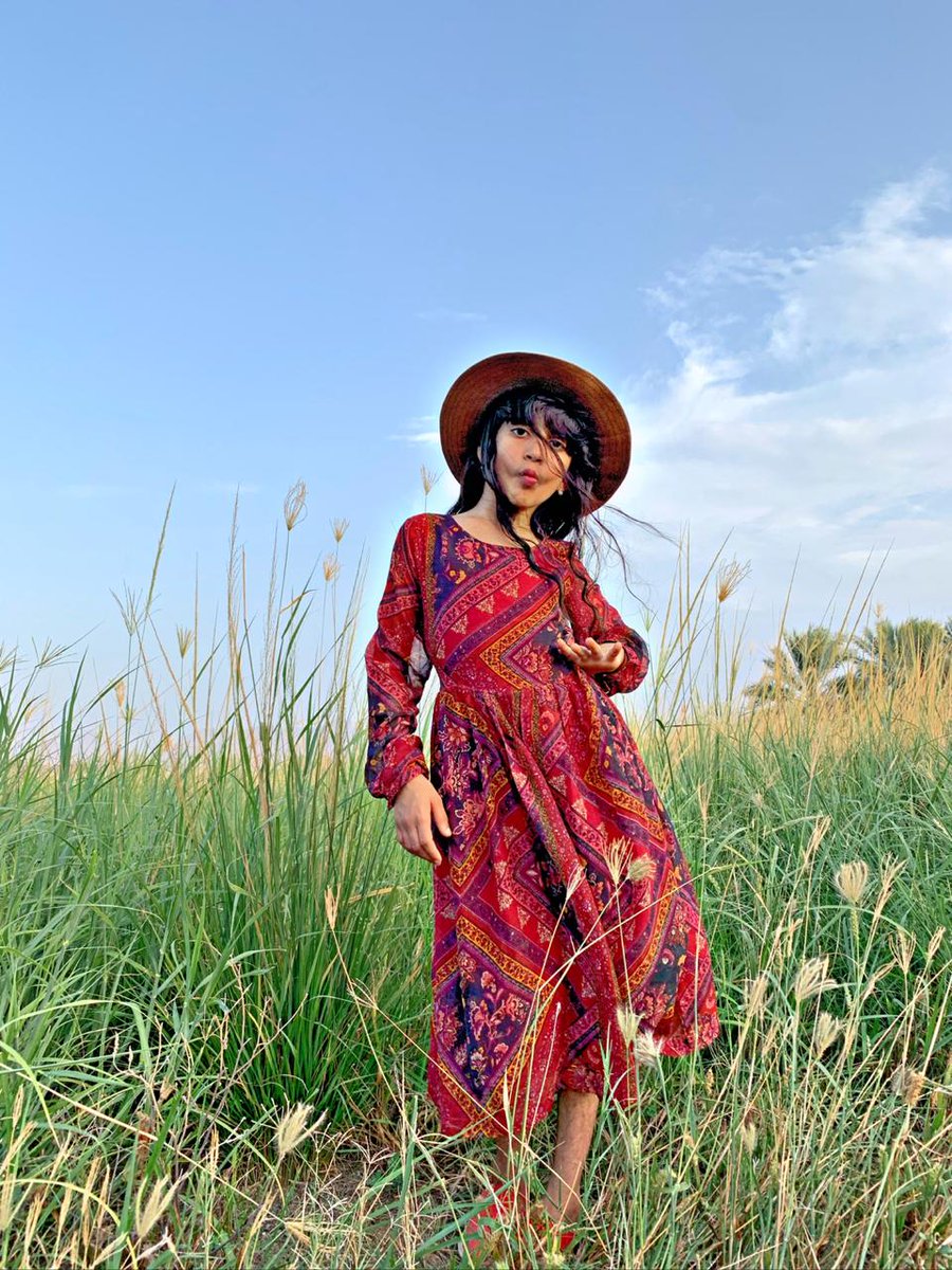 _itsmaryam__'s tweet photo. Farm photoshoot 🌱🌴 https://t.co/1JOZNvKx4m