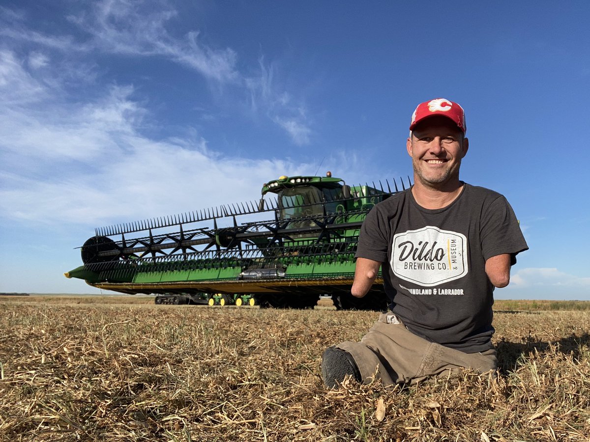 IfICan79's tweet photo. Back at it #farming in #Saskatchewan for #Harvest2020. 
Going to put together a video of how easily I’m able to drive the #combine without any changes or modifications. #ifican

@JohnDeere @FCCagriculture @FarmBureau @PFRTV @westernproducer #farm #farmer #agriculture #harvest https://t.co/OH3Dw1RxwI