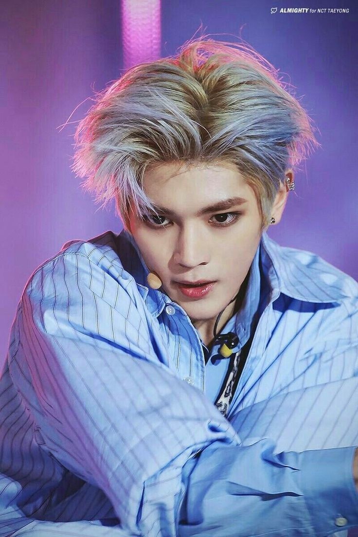 Taeyong with make up vs bareface (A thread)