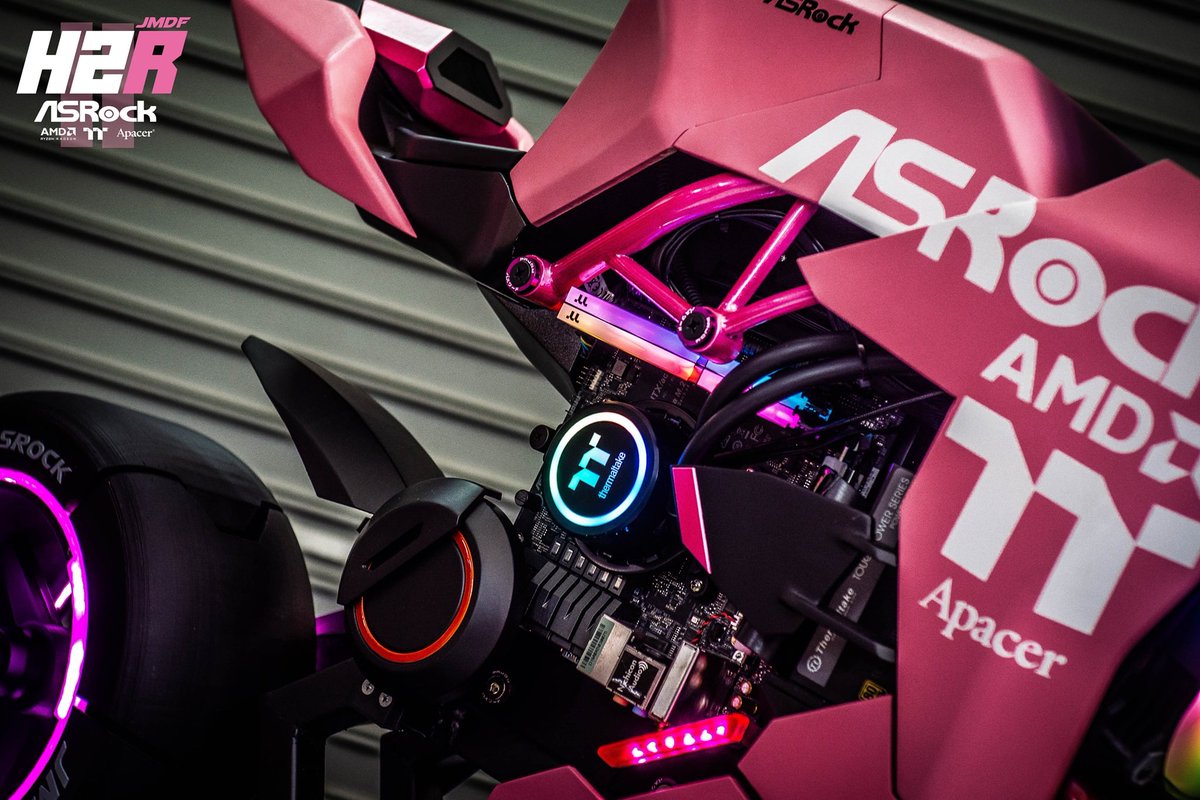 Thermaltake_UK_'s tweet photo. Amazing mod by Juggapat Modifier - JMDF 

#TTLCSCertified https://t.co/evRnWYyWCw