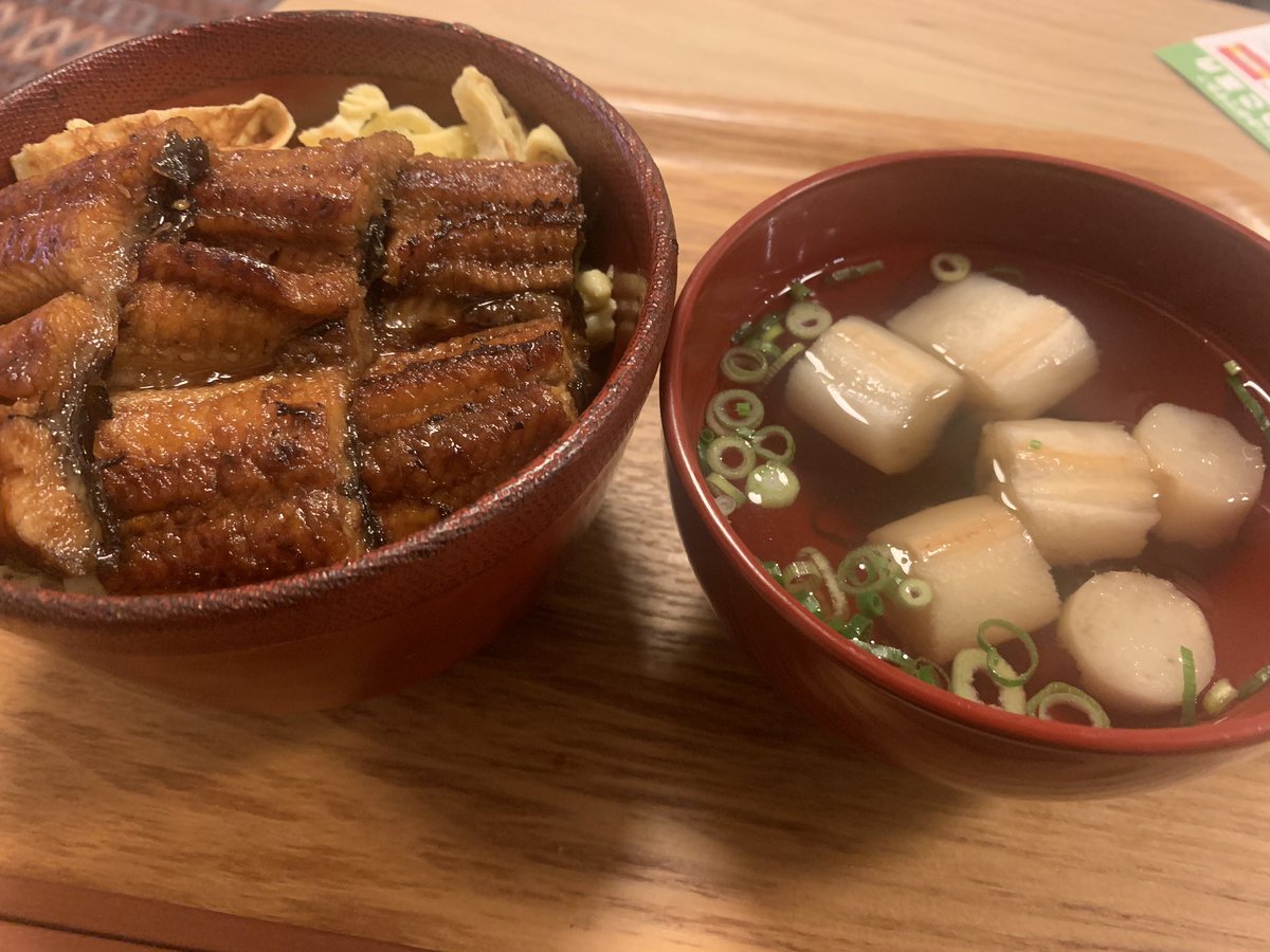 rakutooooos's tweet photo. なちゅ https://t.co/7ZWQ3gPXvy