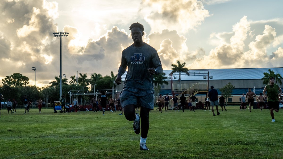 The dream is free. The hustle is sold separately.

#SetTheStandard // #STUFootball