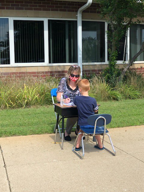 BasiaKiehler's tweet photo. I did not think this would be possible. I know it looks different. However, our Kinders are meeting with our teachers socially distanced and safe. Be still my ❤️ @ pinckneyschools @Pirate_ricktodd @pinckneyproud https://t.co/OwXhx4sW5G