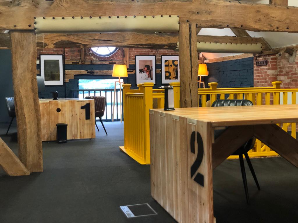 LongbarnVillage's tweet photo. We have been a bit quiet of late but now we are ready to share with you our new co-working space. Perfect solution for freelancers who get to the office now and again! Get in touch if you would like to know more . Covid secure of course 
#coworking #freelancers #hotdesks https://t.co/Awh5Te0BPf