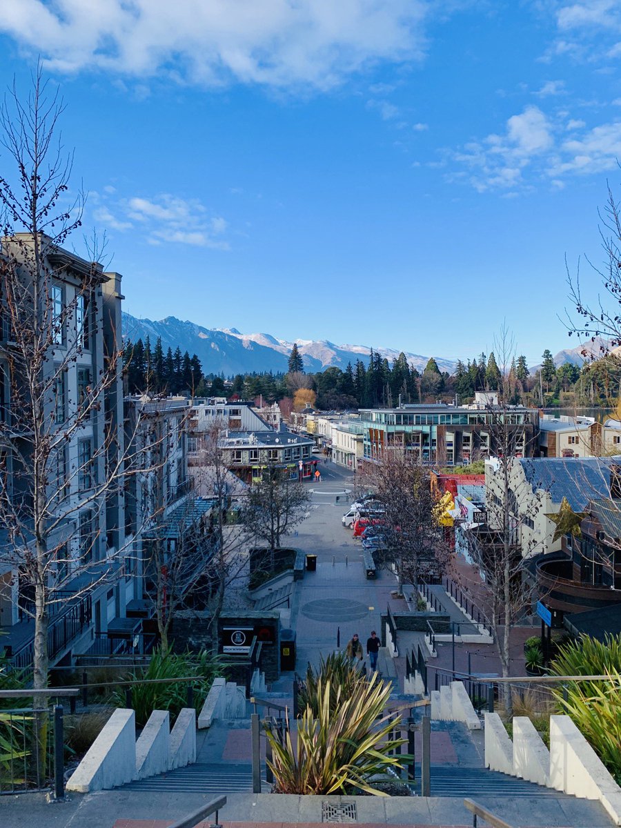 كوينزتاون نهار وليل🏞🌌