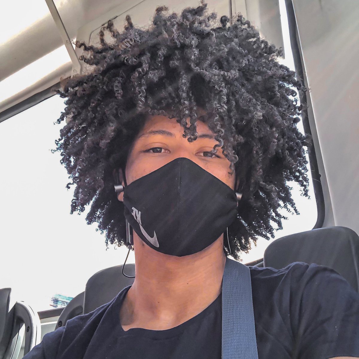 Assistam meus stories ⭕️