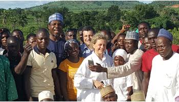 TeamCOLE1's tweet photo. CELEBRATING TONYE COLE AS WE MARK WORLD YOUTH DAY

Tonye Cole is affiliated to Nehemiah Youth Empowerment Initiative, Down Syndrome Society, Slum2School, Bethesda School for the Blind, Africa 2.0 &amp; Sapinda Rainbow. Thanks for been a true supporter of Nigerian Youths https://t.co/jgPc2rIG5X