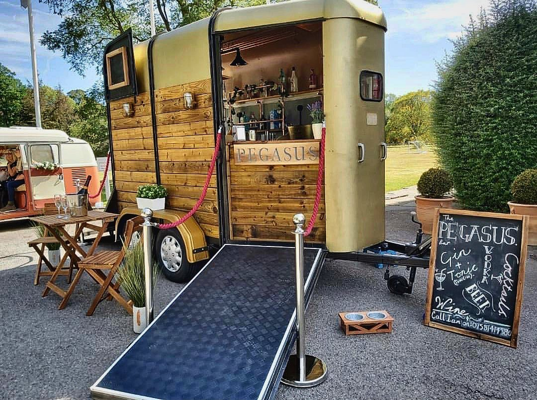 🥂 Happy #NationalProseccoDay! 🥂

Why not book the incredible <a href="/MobilePegasus/">Pegasus Mobile Bar</a> for your #wedding day so you and your guests can enjoy prosecco, gin, draught beer, cider and much more! Get in contact now 👉 bit.ly/3iv4VWu 😍

#GettingMarried #Engaged #CovidBride