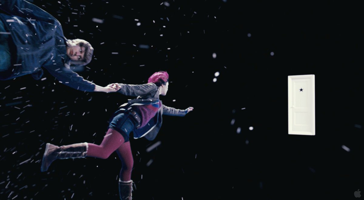 levmauc's tweet photo. Se cumplen 10 años de SCOTT PILGRIM VS THE WORLD, la adaptación del c��mic de O'Malley a cargo de Edgar Wright. Un sensacional y frenético homenaje a la cultura pop y los videojuegos repleto de acción, música rock, violencia y carcajadas que puedes revisionar en Netflix. https://t.co/GRoHAgfPVz