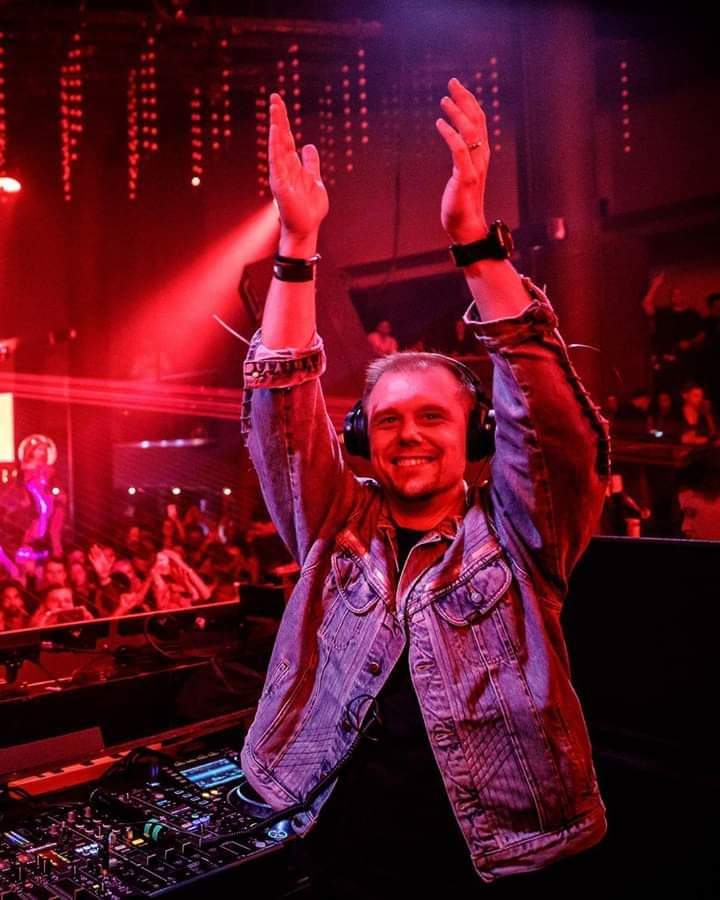 армин ван бюрен концерт. армин ван бюрен. айрон ван бюрен. армин ван бюрен лучшие слушать. армин ван бюрен лучшие слушать.