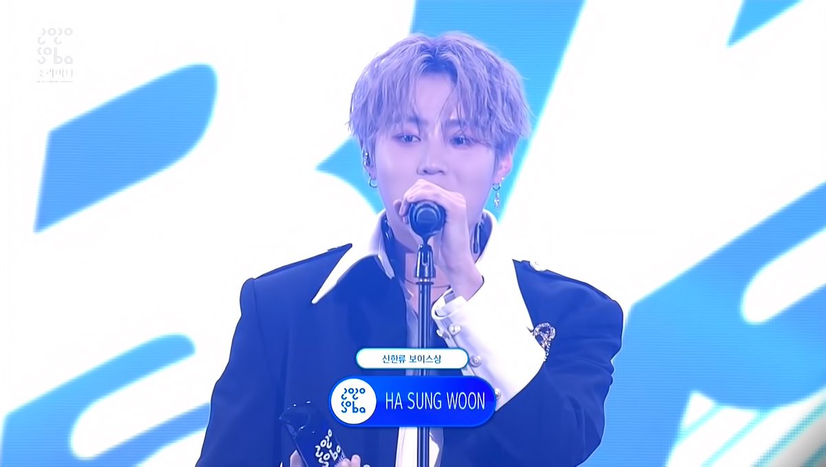 sw_yeowoon's tweet photo. [🏆]💙하늘의자랑 하성운💙 
2020소리바다어워즈 신한류 보이스상 수상을 진심으로 축하합니다❤❤❤ 

하성운과 늘 함께하며 언제나 응원할게요
하늘이라 행복합니다💙💙💙
#하성운 #HASUNGWOON #2020SOBA
#하늘의_반짝이는별_하성운_수상축하해 https://t.co/7QBnD5PaiS