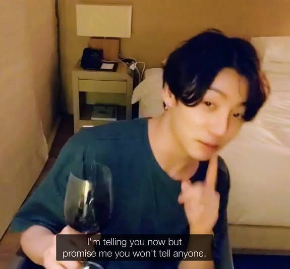 Drunk jungkook telling us to promise to not tell anyone; what's adorable than him looking at us like that saying that?????? 