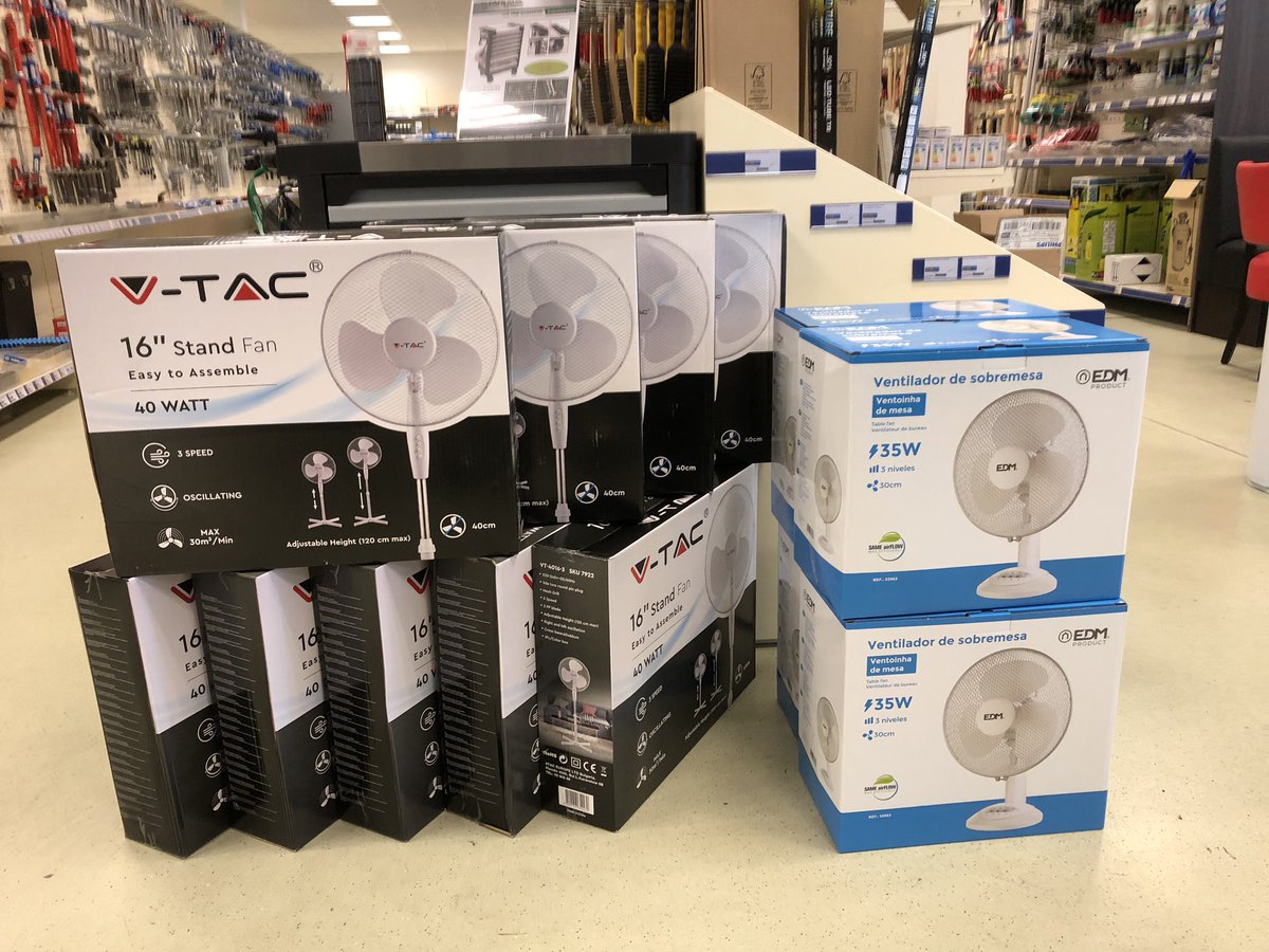 Zoekt u nog verkoeling?
We hebben weer waaiers op voorraad. Op is op!