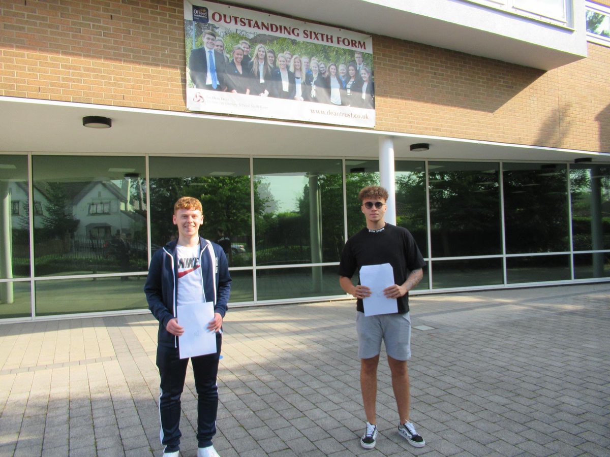 DT_AoMSchool's tweet photo. Over 90% of students achieved 3 Distinctions or above, a quarter of students achieved the highest possible grades of 3 Distinction* https://t.co/r6PV2JhLI8