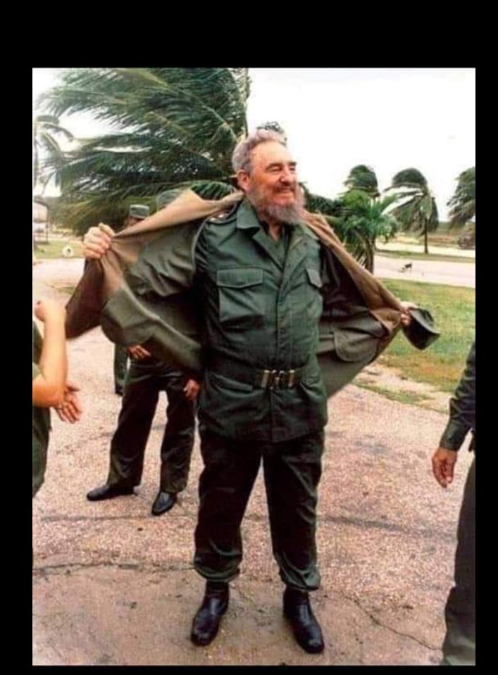 "Traigo en el corazón las doctrinas del maestro" .
Así te recordamos Comandante FELICIDADES #FidelPorSiempre
<a href="/JulitoVenCub/">Julio Cesar Garcia Rodriguez</a>
<a href="/Cubacoopera_Ve3/">Misión Médica Cubana en Venezuela</a>
<a href="/japortalmiranda/">José Angel Portal Miranda</a> 
<a href="/CamposYainer/">Yainer Peláez Campos</a> 
<a href="/bol_mmcven/">MMCVEN BOL</a> 
<a href="/Cubacooperabol2/">Brigada Médica 🇨🇺 Bolívar🇻🇪</a> 
<a href="/AdanVillavicen5/">Adan Villavicencio Guzmán</a>