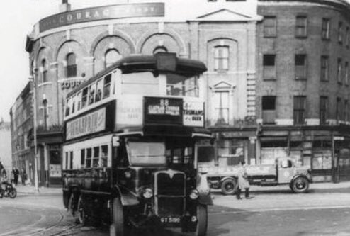thervt's tweet photo. The Royal Vauxhall Tavern then and now... 🥰 https://t.co/gFXaCcExsi