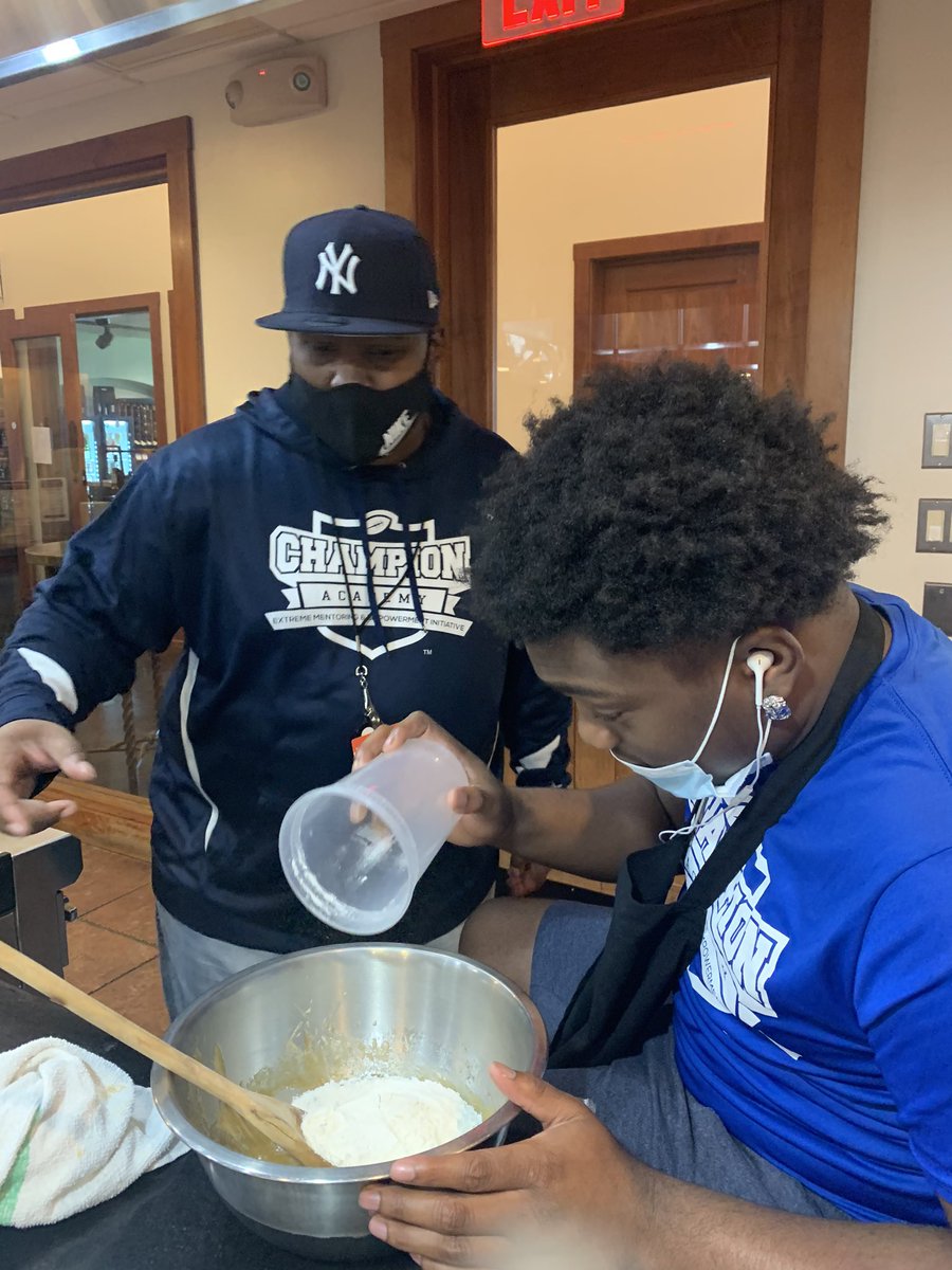 585Champions's tweet photo. Spent the day at NY Kitchen with a a dozen champs and Coach Tone. Champs loved the exposure to learning the culinary arts and we loved providing the opportunity!#intentionalteamwork #585champions https://t.co/cLDPHEIL6w
