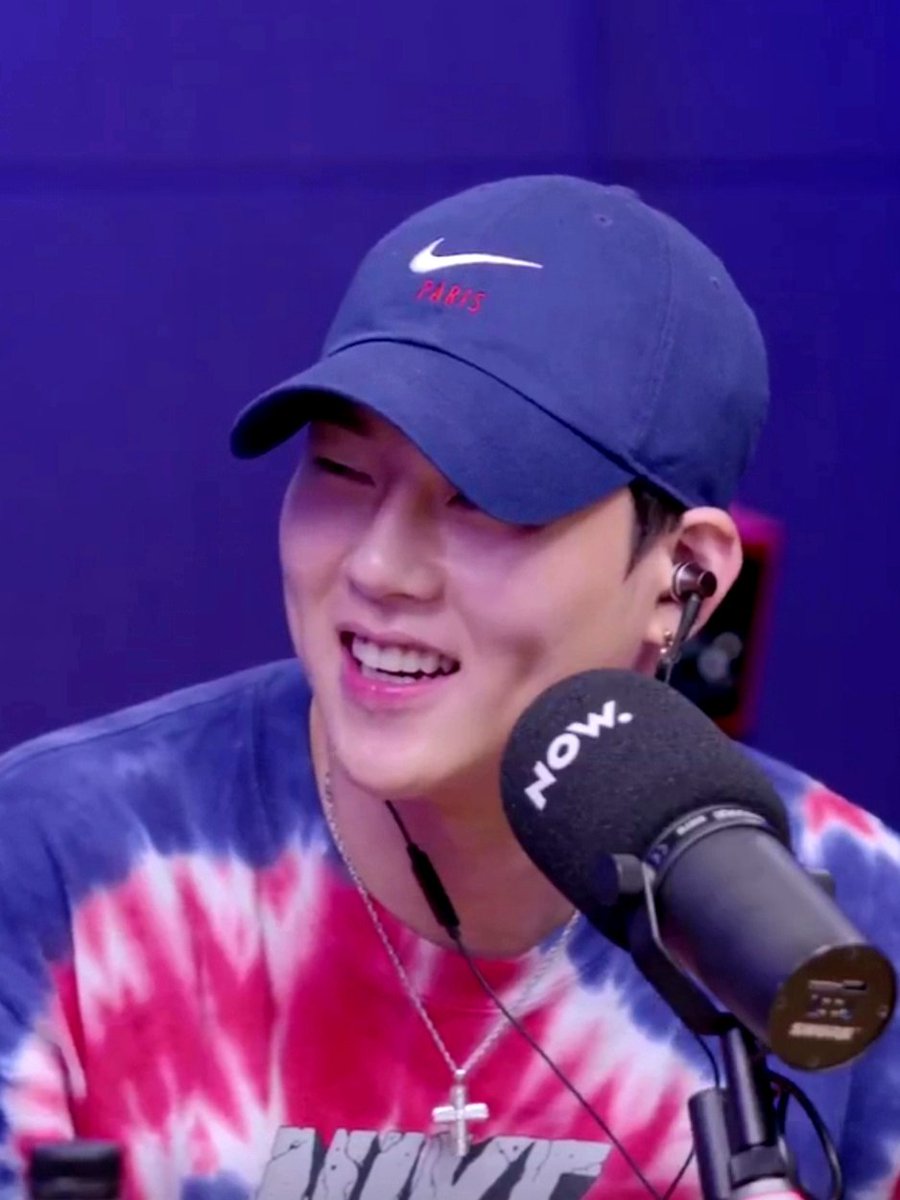 Anyone who don't love this cute King?? JOOHEON REQUEST  @OfficialMonstaX  @MTV  #FridayLiveStream