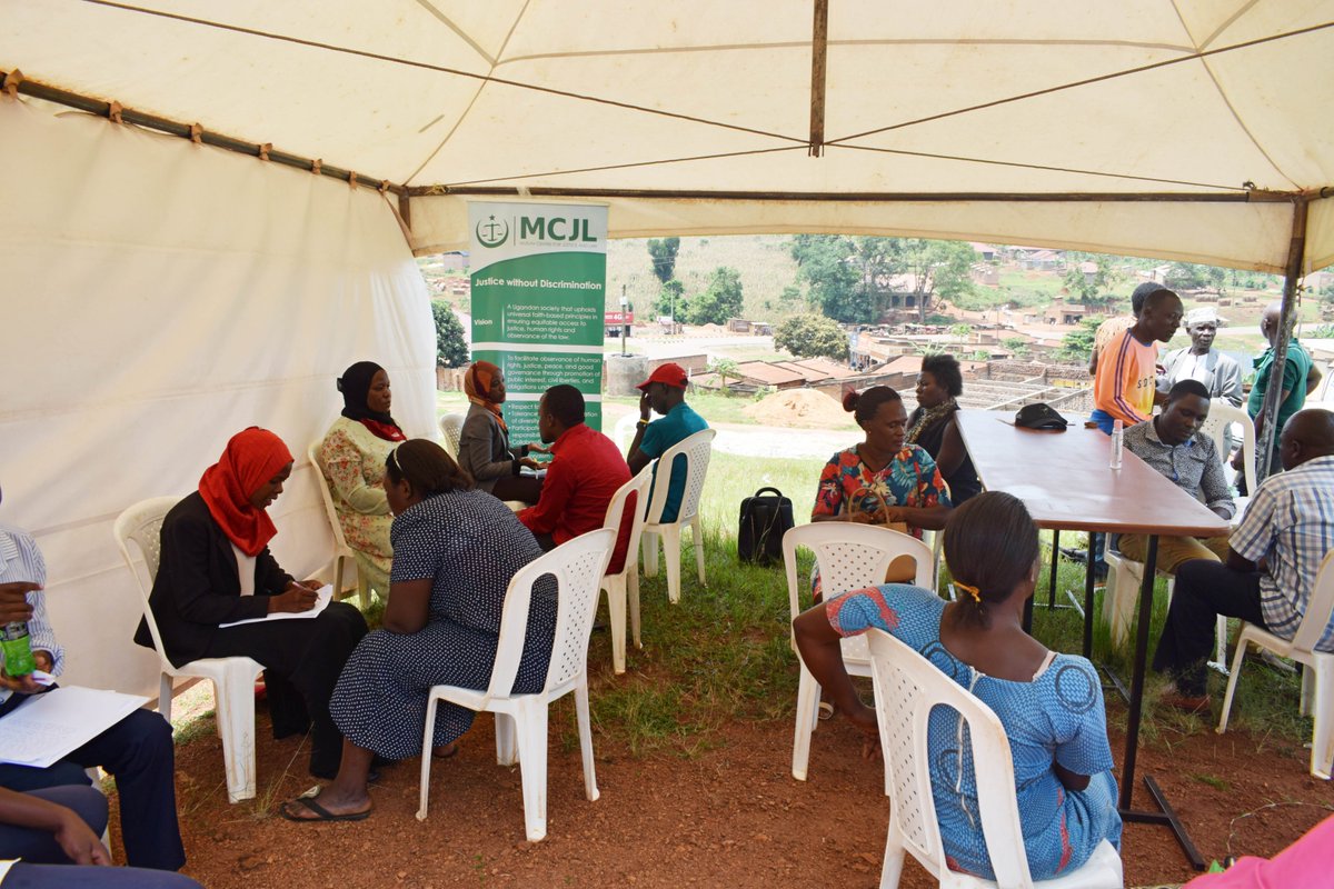 mcjl_uganda's tweet photo. MCJL extending legal aid services and legal education to grassroot people in Kabasanda (Butambala district) through a legal aid camp. https://t.co/JAog6KE640