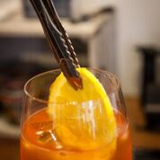 Welcoming #Thursday with a refreshing cocktail 🍸