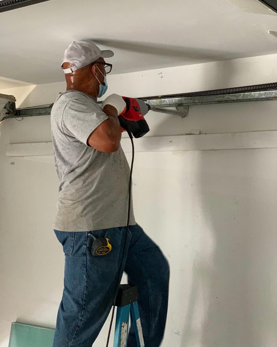 ModesteElectric's tweet image. &quot;Alone we can do so little; together we can do so much.&quot; – Helen Keller

All hands on deck today! 💪

#miamielectrician #electricalpanel #meterbox #electricalcontractor #surgeprotector #miamidadecounty #fpl #ModesteElectric #WeLoveWhatWeDo #teamwork  #BlackOwnedBusiness
