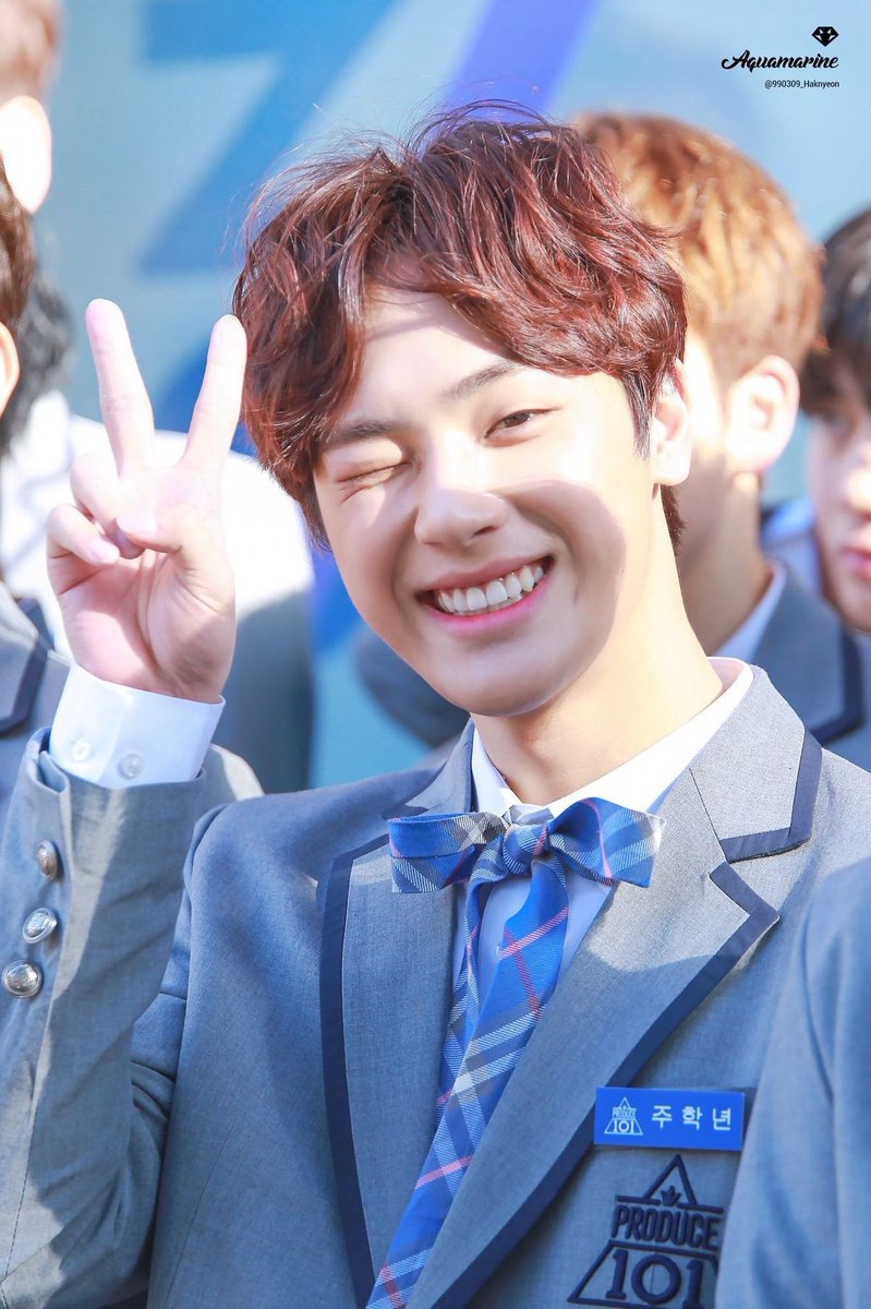 Juhak nggak masuk list debut *wanna one, doi tereliminasi waktu 19 besar (proud of u juhak ) dan bukan hanya itu Sunwoo juga udah dikenal sebelum debut dengan tbz karena doi ikutan acara High School Rapper (sumpah disini sunu keren banget ) pokoknya bangga banget ama tbz 