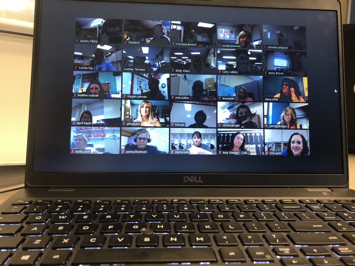 mrs_amymaiden's tweet photo. Welcome back staff!  Excited to see more faces in the building and get this gear started... even if that means a “Brady Bunch” zoom meeting from classrooms!  🥰 #BooneNation #CometsSoaring https://t.co/Nb192qfLhz