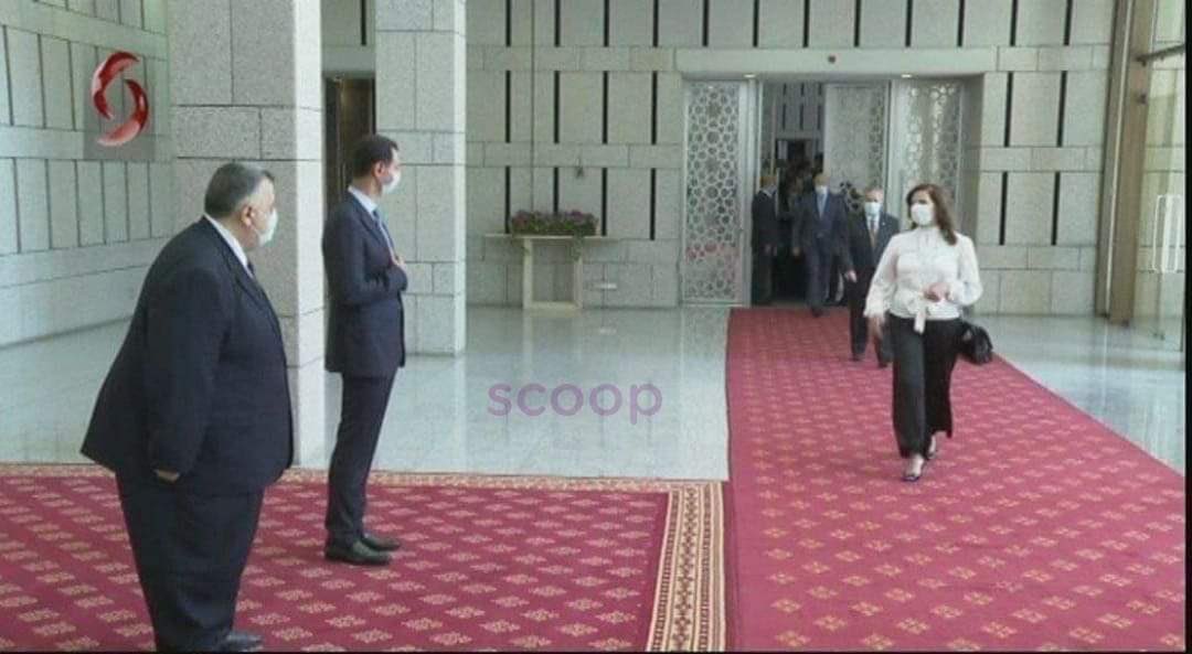 يقولون أن الشعب جائع وهذا الكلام صحيح ، لكن ليس بسبب العقوبات بل بسبب سوء توزيع الثروة بين الشعب والمسؤولين ، رئيس مجلس الشعب بجواري يمكن أن يشرح الموضوع بشكل أوضح