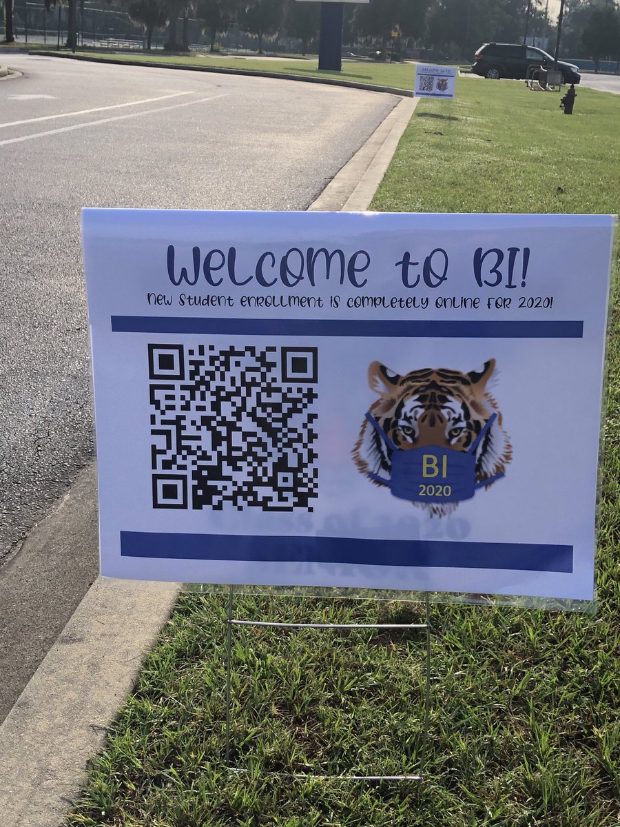 Simpsongrad03's tweet photo. Are there still any Tigers who need to enroll? It’s not too late! #bitigers https://t.co/FwiDVynvGF
