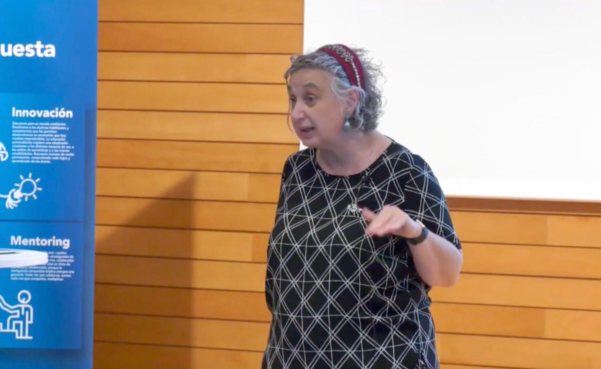 ¿Hacia dónde va el desarrollo profesional docente en un mundo postcovid19? Con esta pregunta Carmen Pellicer inició su sesión formativa 📝 dirigida a los directivos de la Red el pasado mes de julio. Recogemos algunas claves de su sesión. #iamarenales buff.ly/2DVn5BM