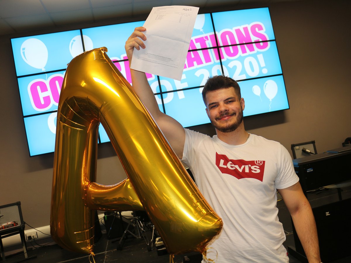 Students at West Notts College have been praised for achieving their qualifications in “this most extraordinary of years” and they've achieved an overall pass rate of 99.4% – which is 1.2% above this year’s national overall pass rate of 98.2%. wnc.ac.uk/About-us/News/… #alevels2020