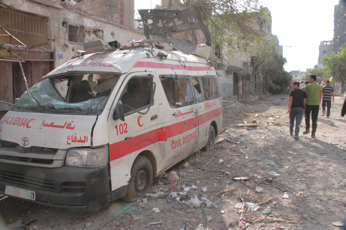 Delighted to have <a href="/Ambulancegaza/">Ambulance Film</a> in the #GHFClassics series on Sun 23 August 7pm BST. FRESS screening and panel discussion with <a href="/meljabaly/">Mohamed Jabaly</a> and @aimshalan <a href="/MedicalAidPal/">Medical Aid for Palestinians</a> 
Register today to secure your place!
globalhealthfilm.org/events/50-glob…
