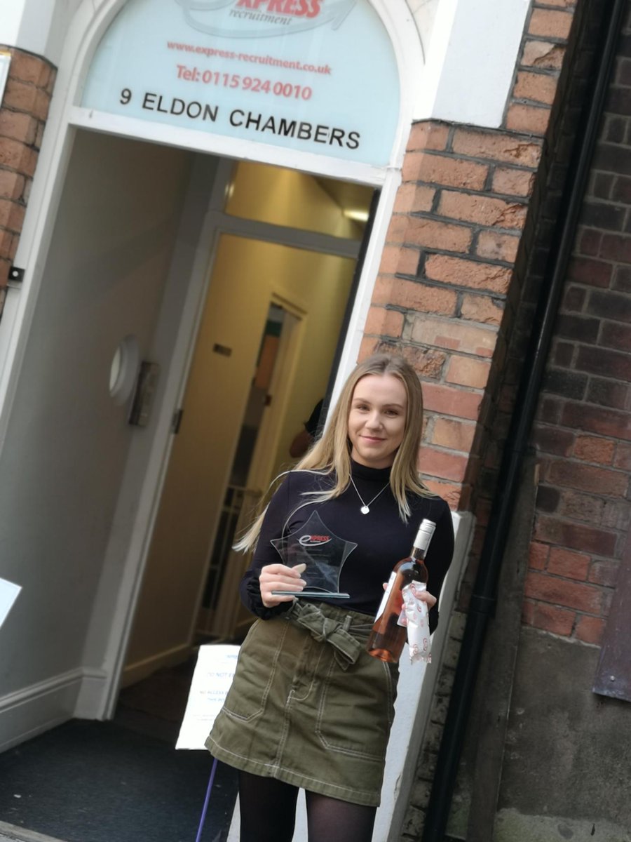 expressrecruit1's tweet photo. 🏆JULY 2020 - EMPLOYEE OF THE MONTH🏆
This month's winner is the lovely Lucy who's new to the team, so what a great start!

Recognised by the team for her great questions, propensity to "give it a go" and general ability to get stuck in! Well done Lucy, keep up the great work 🎉 https://t.co/KQrA8VcwHj