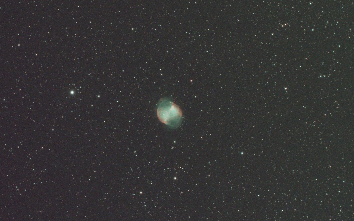 AstroCanuck's tweet photo. Ten Minute Astrophotography. Today's target was M 27, The Dumbbell Nebula. Every 600 seconds I fall deeper in love with the cosmos. Whenever I see a target that was previously unobtainable with my dslr, I am amazed that these are MY photons. #Astrophotography #600seconds https://t.co/XrWObwwYFA