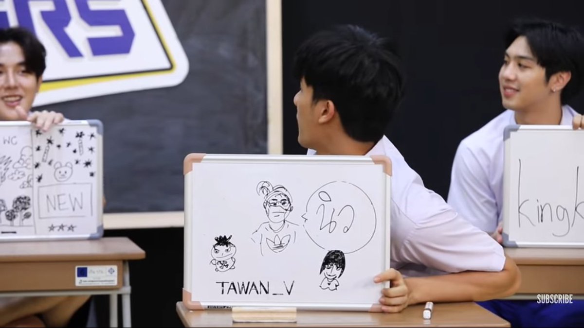 While Mino is a pro in drawing, Tay can do it too. He's not as serious as Mino in that but he sure can do a quick sketch.