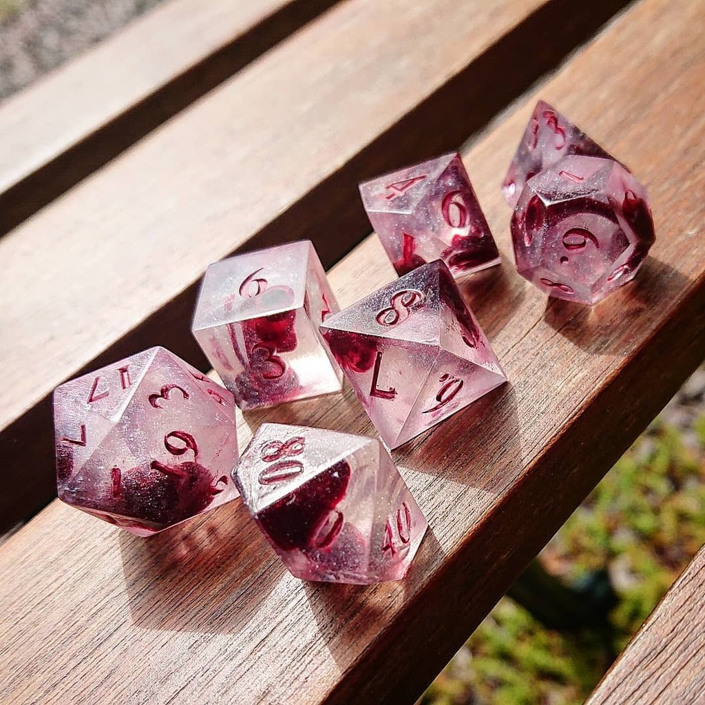 andys_customs's tweet photo. Fully finished blood ink dice set. Came out awesome. These are the first set from the new mould and they are working a treat.

#andyscustoms #maker #ttrpg #dice #d20 #dungeonsanddragons #dnd #d&amp;d #diceset #resin #resincasting #epoxyresin #ink #customdice https://t.co/JEtXQTunE8 https://t.co/pcIIHgxrWI